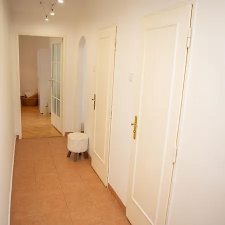 212 - Boho In Next To City Center 5 Minutes To Wenceslas Square * 프라하